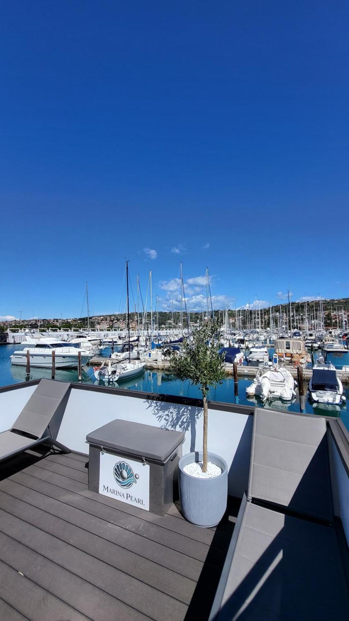 Floating House - Marina Pearl Apartment Portoroz Exterior photo